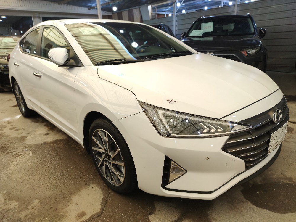 هیوندای ئەلەنترا